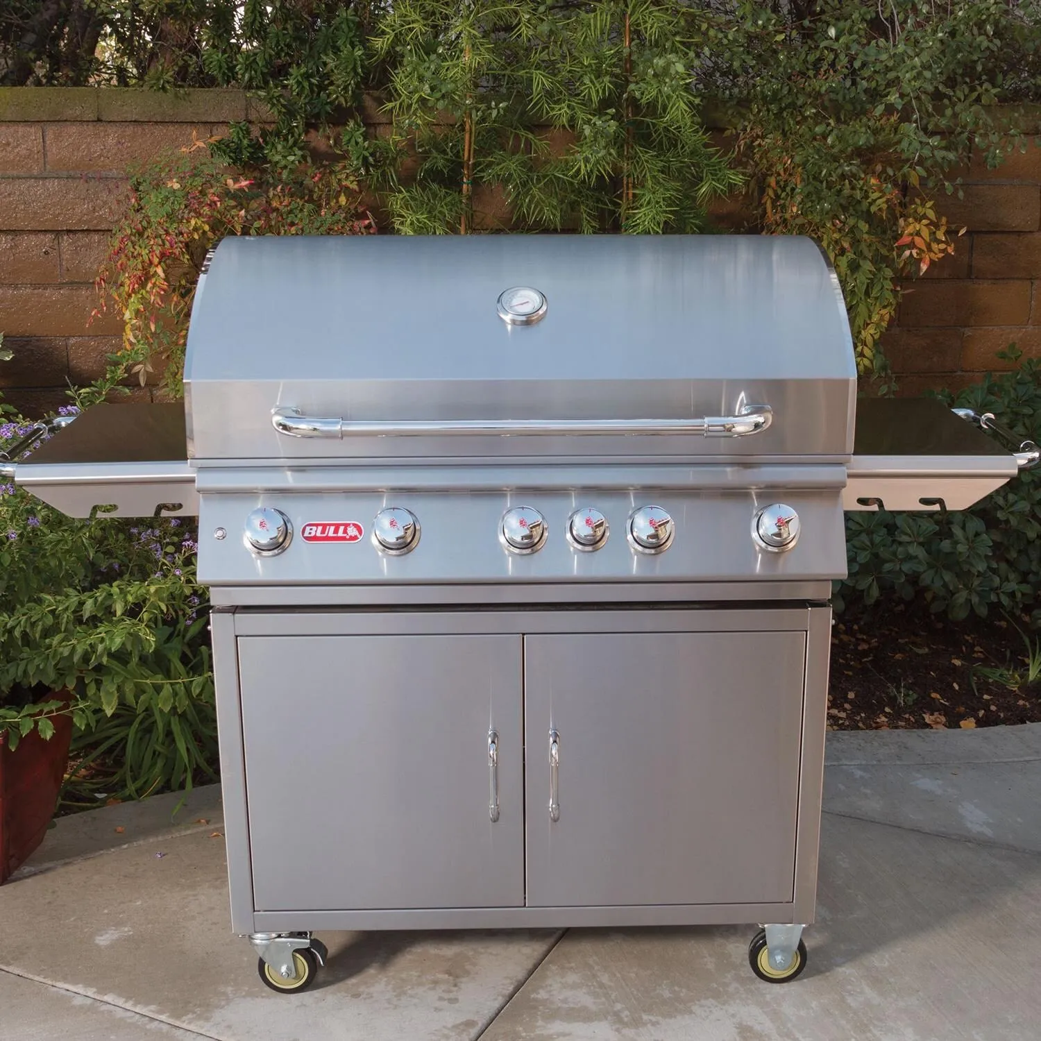 Bull Grills: Brahma Complete Cart