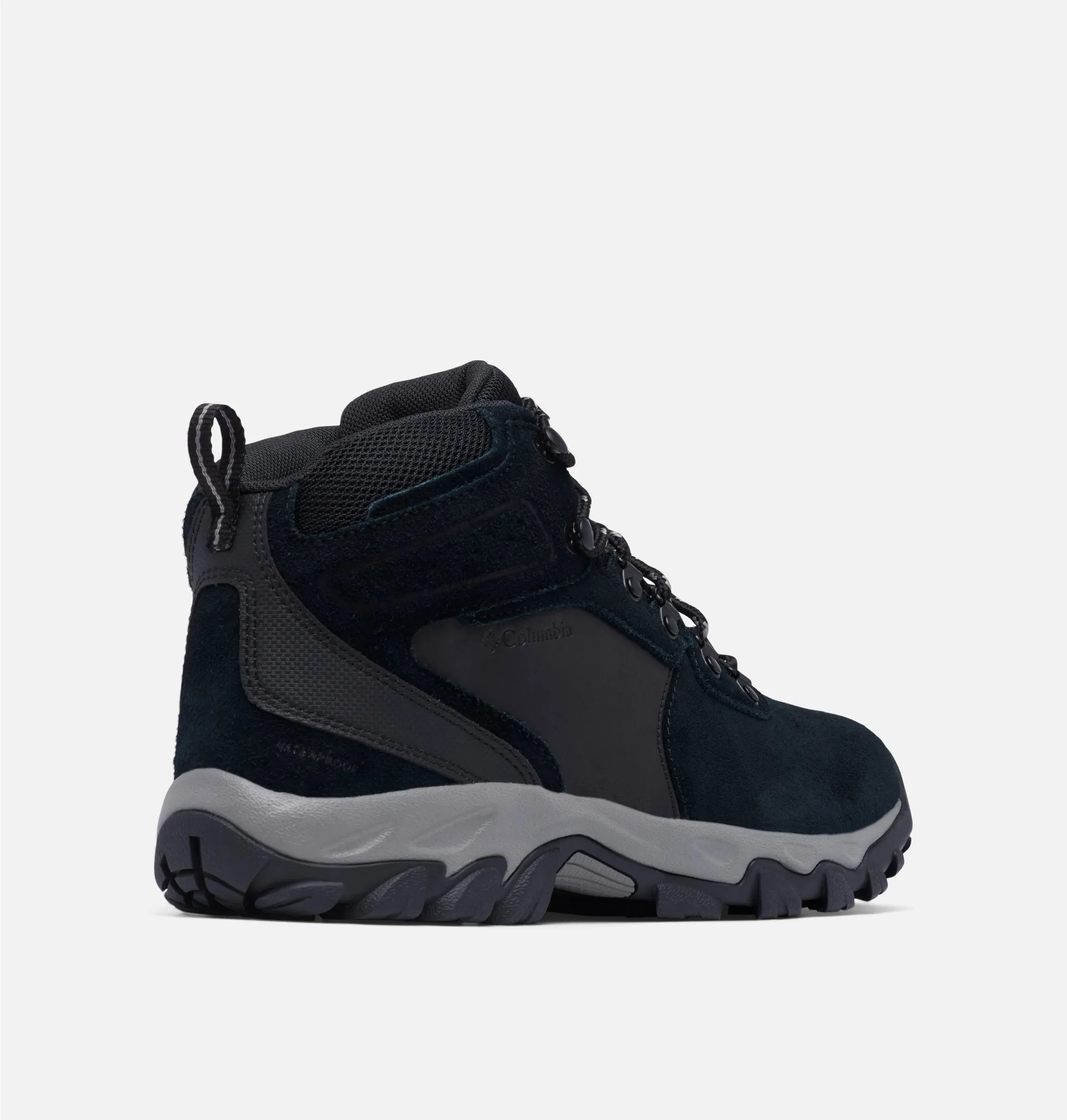 Columbia Men's Newton Ridge™ Plus II Suede Waterproof Hiking Boot Wide