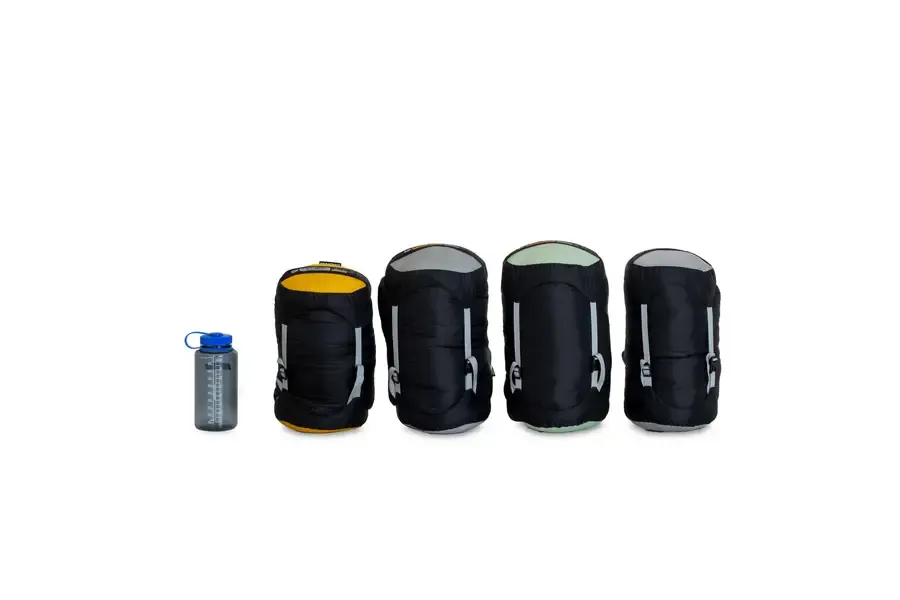 Tempo™ Men's Synthetic Sleeping Bag 20º